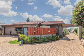 Gold Crest Guesthouse